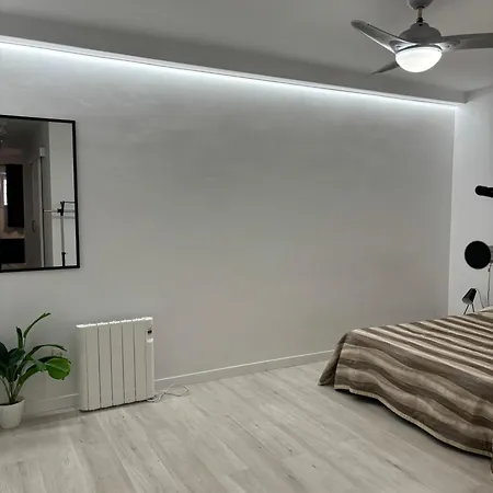 Apartament Blanco Y Negro En El Centro *