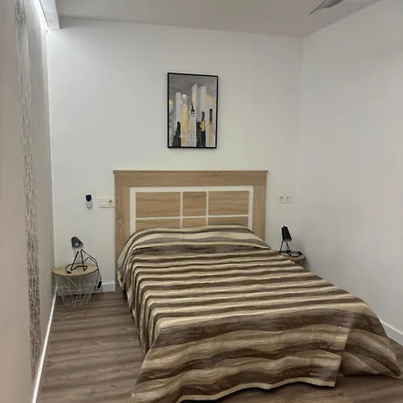 דירה Blanco Y Negro En El Centro אליקאנטה